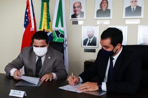DPE e Ufam firmam parceria para aperfeiçoar formação de defensores, servidores e colaboradores
