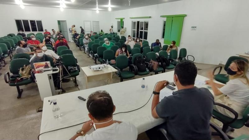 Comitê Gestor de Parintins amplia toque de recolher e define fechamento de praias