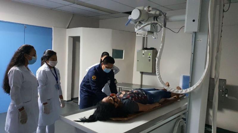 HPS Platão Araújo inaugura novo aparelho de raio-x e sala de alta