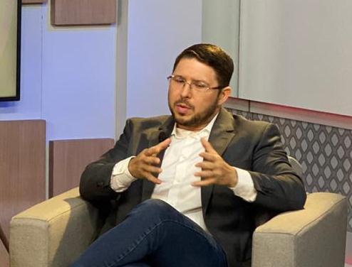 Casa e gabinete do vice-governador do Amazonas são alvos de operação da PF