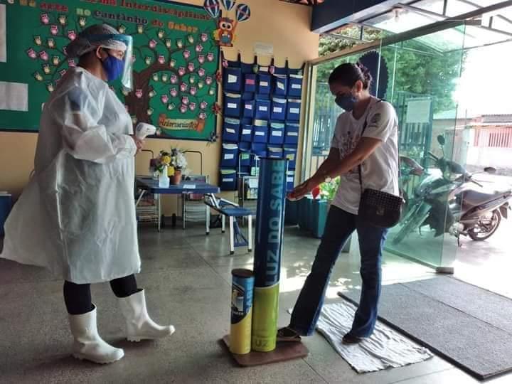 Professores da rede municipal de Parintins retornam às salas de aula