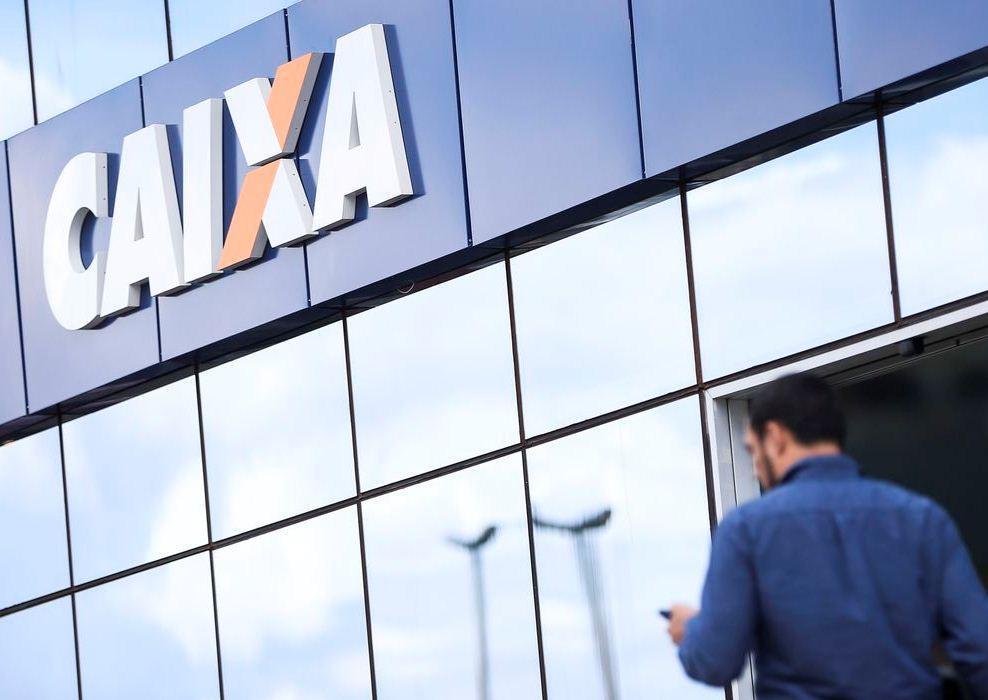 Caixa paga auxílio emergencial para nascidos em julho Caixa paga auxílio emergencial para nascidos em julho