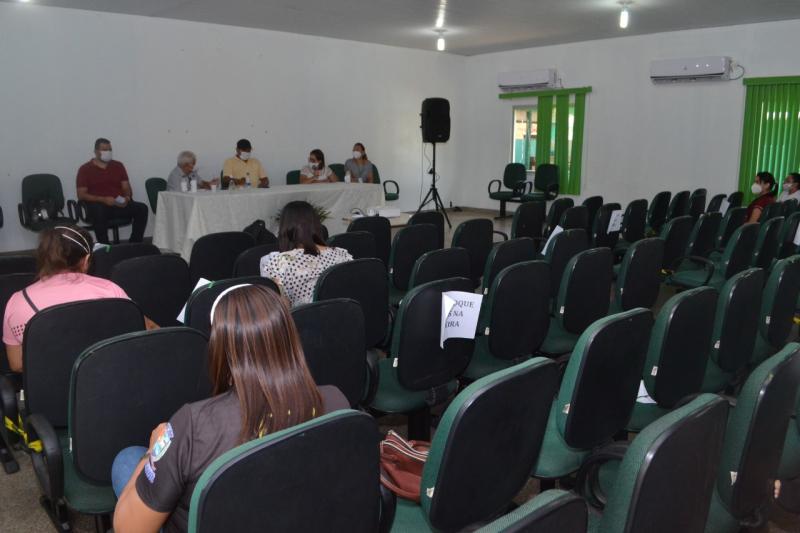 Aulas presenciais da rede municipal de educação de Parintins não retornam em 2020