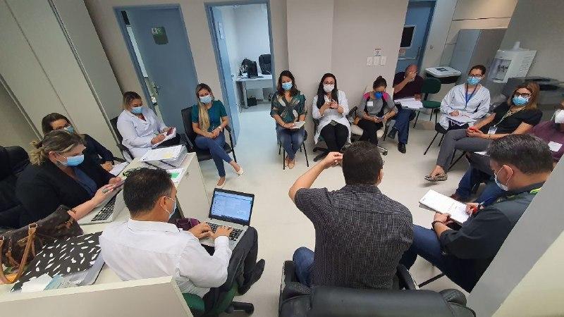 Equipe da Secretaria de Saúde atua na reorganização e otimização da rede de assistência do Estado
