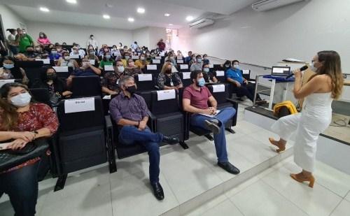 SES-AM realiza treinamento sobre gestão de custos para diretores de unidades da rede estadual