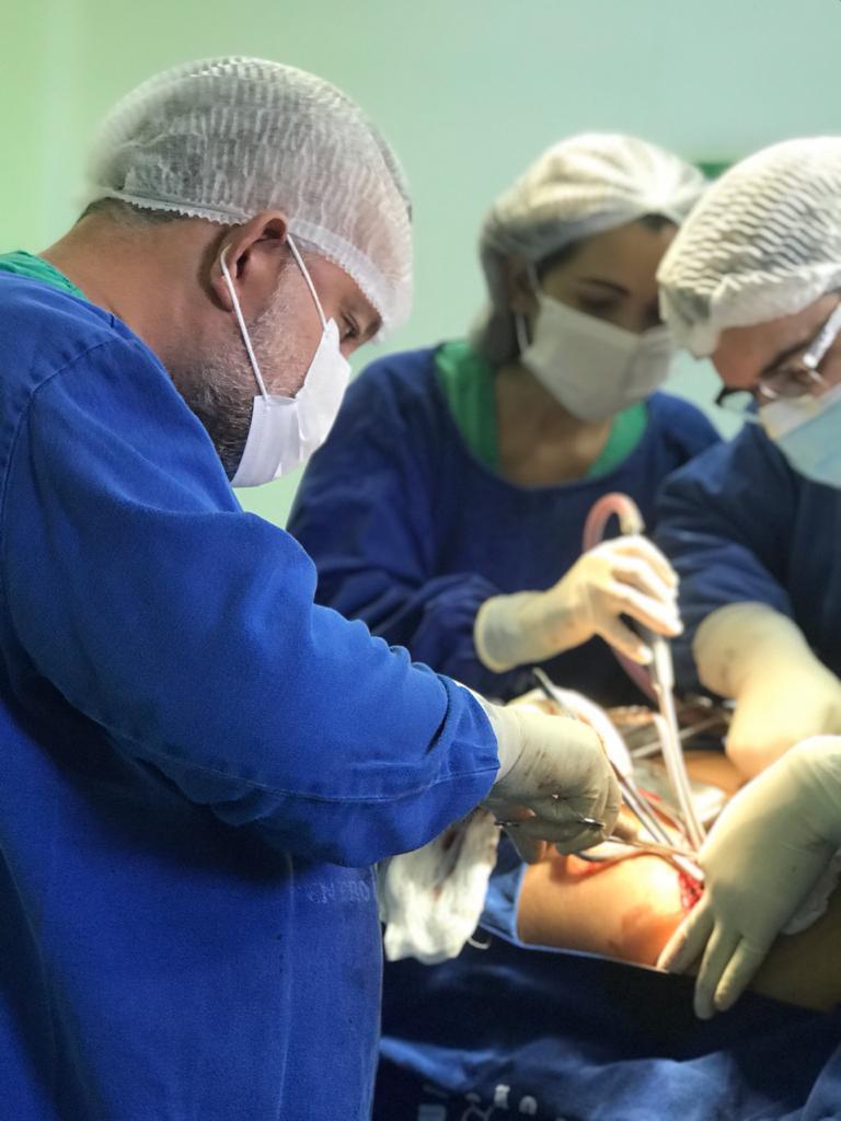 Movimento mundial Novembro Azul alerta homens sobre cuidados com a saúde