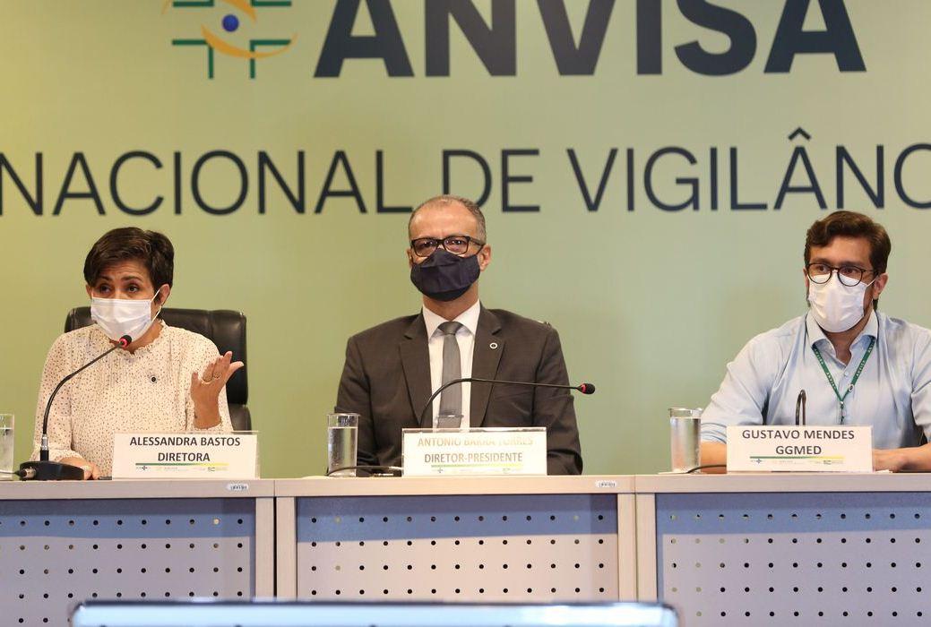 Anvisa mantém suspensão de testes da CoronaVac no país