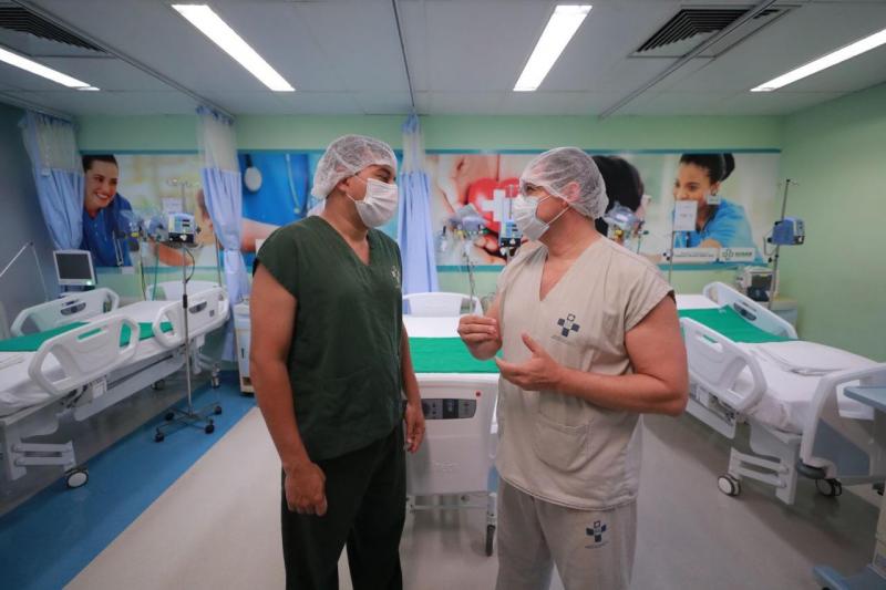 Wilson Lima entrega mais 15 leitos no Delphina Aziz e hospital chega a 120 UTIs para Covid-19