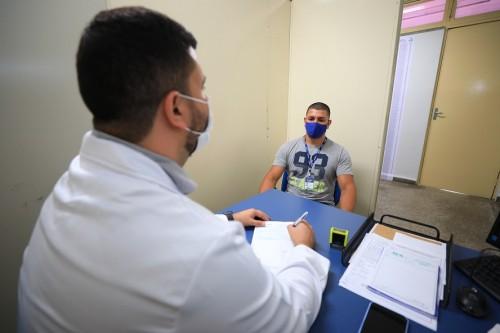 Novembro Azul faz alerta para a importância dos cuidados com a saúde do homem