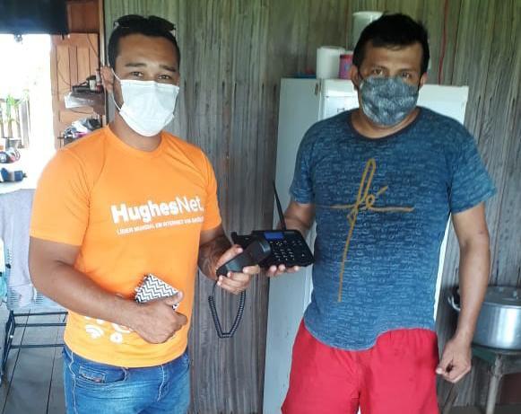 Prefeitura de Parintins avança na entrega e instalação de telefones rurais