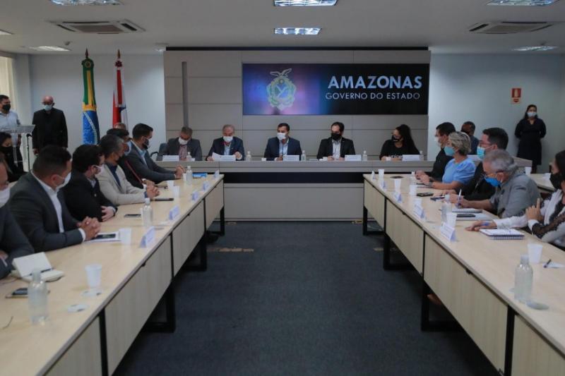 Wilson Lima vai ampliar Programa Água Boa para alcançar mais 800 mil pessoas com água potável no interior