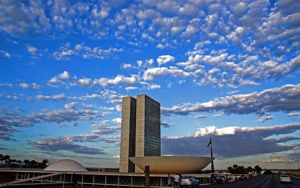 Senado aprova verba de R$ 62 bilhões da Lei Kandir a estados e municípios Senado aprova verba de R$ 62 bilhões da Lei Kandir a estados e municípios