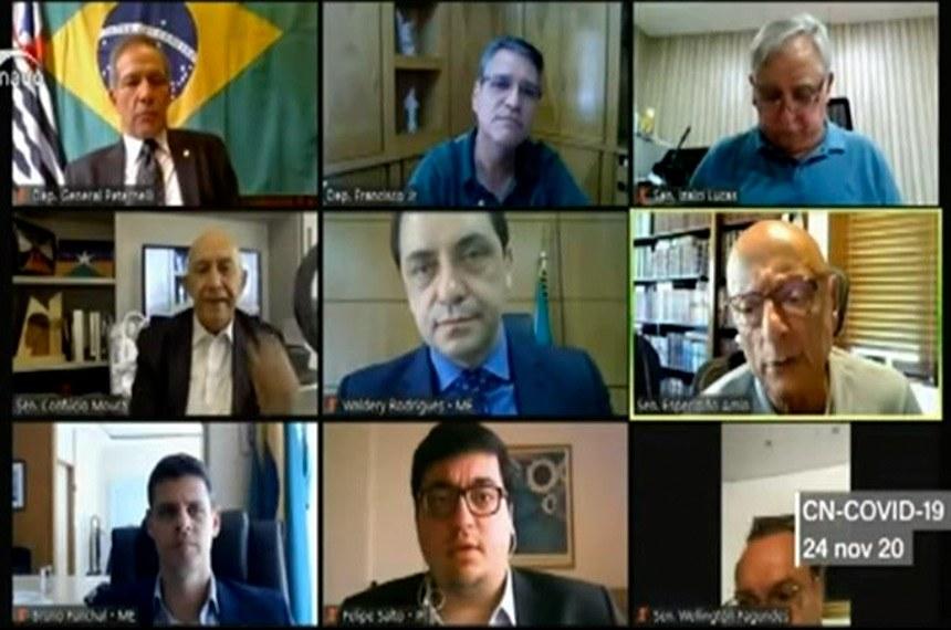 Bolsa Família pode crescer como opção a auxílio emergencial, diz Funchal