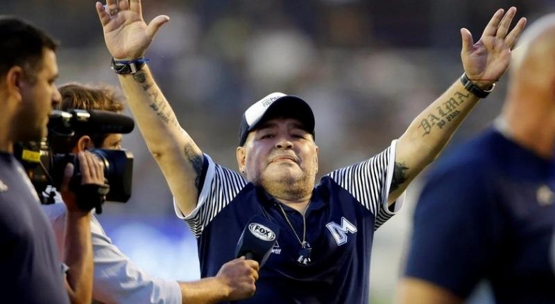 Morre ídolo argentino Diego Maradona; notícia foi confirmada pelo Clarín