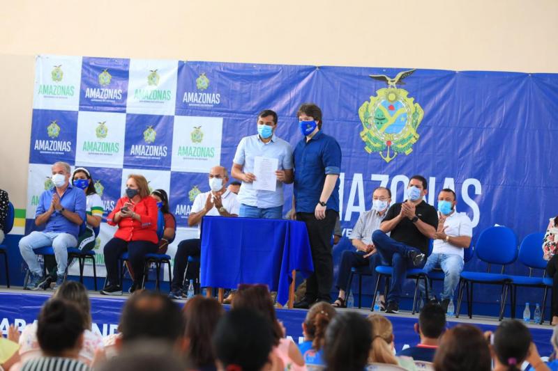Wilson Lima convoca 347 aprovados no concurso da Seduc e anuncia a revitalização de escolas de Itacoatiara