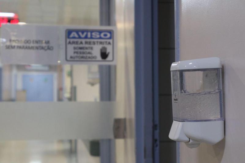 FVS-AM confirma 209 novos casos de Covid-19 nesta segunda-feira (30/11)