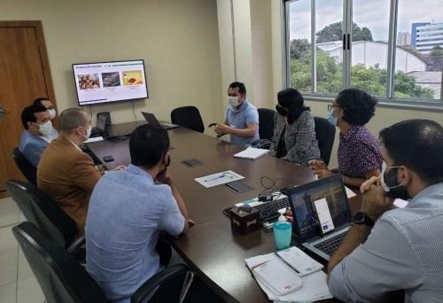 Sema apresenta modelo de concessão da Floresta Estadual de Maués para prefeitura do Município