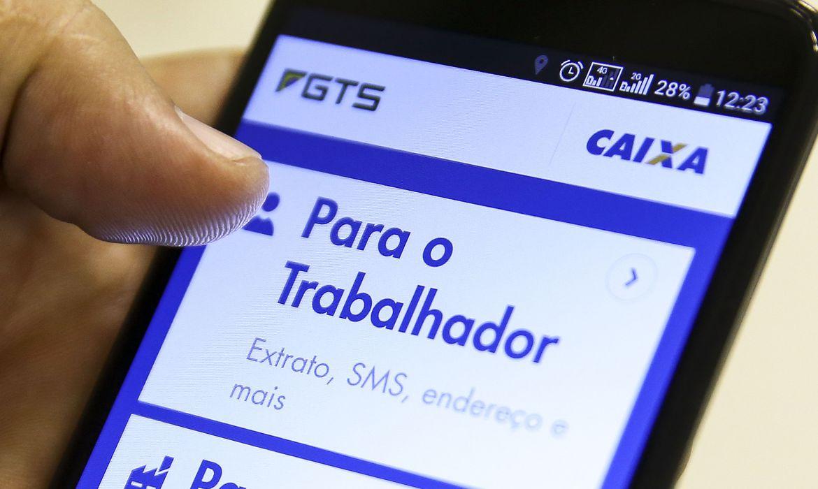 Trabalhadores terão nova chance de solicitar saque emergencial do FGTS