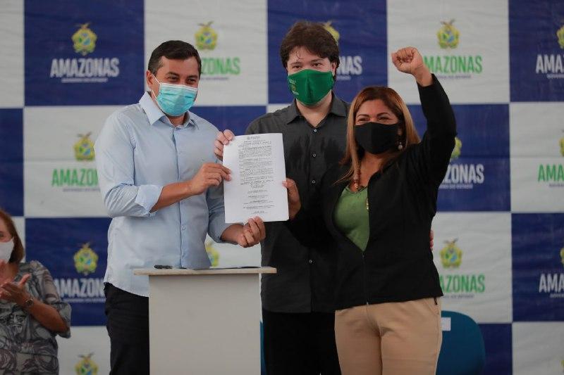 Wilson Lima assina convocação de 827 aprovados em Concurso Público da Secretaria de Educação