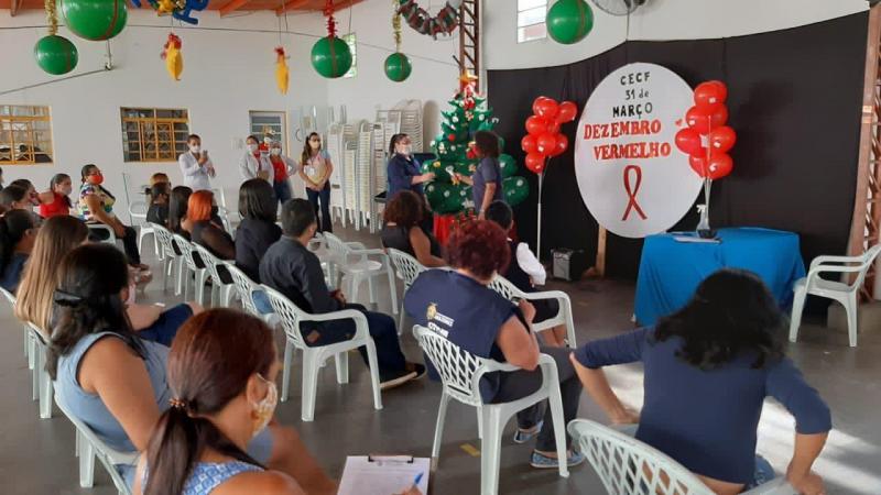 Dezembro Vermelho, no Centro de Convivência da Família 31 de Março, conta com palestra sobre IST/Aids e testes rápidos