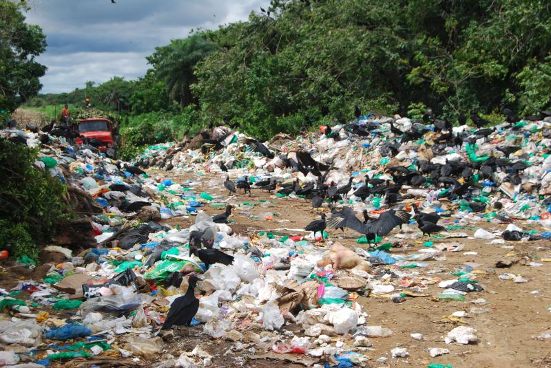 Gestores municipais têm até julho de 2021 para implementar ‘taxas de lixo’