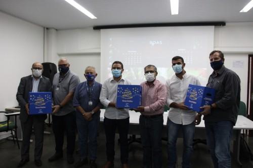 Amazonas apresenta potencial produtivo do setor primário para secretários do Acre e Roraima