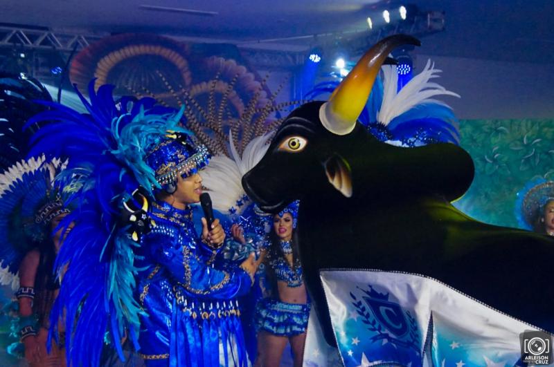 União e emoção marcam espetáculo do Boi Caprichoso na live Parintins Especial Fim de Ano