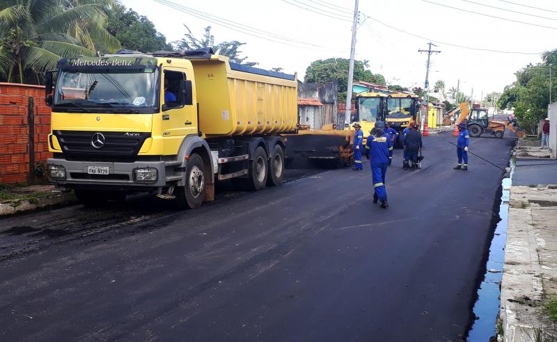 Bairro Djard Vieira recebe recapeamento asfáltico em 100% das ruas