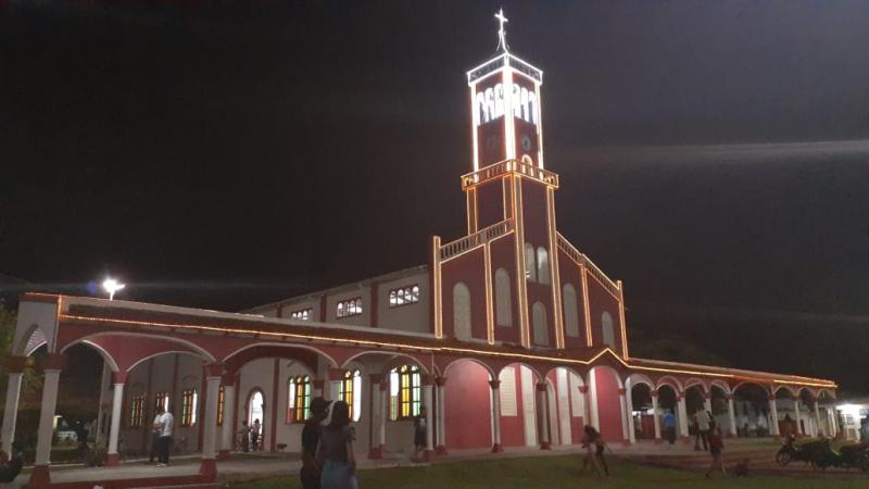 Igreja Nossa Senhora do Bom Socorro, em Barreirinha, recebe iluminação de led