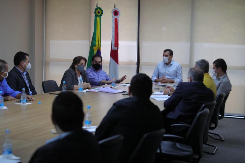 Wilson Lima avalia ampliação de leitos para enfrentamento à Covid-19, dentro do Plano de Contingência do Governo