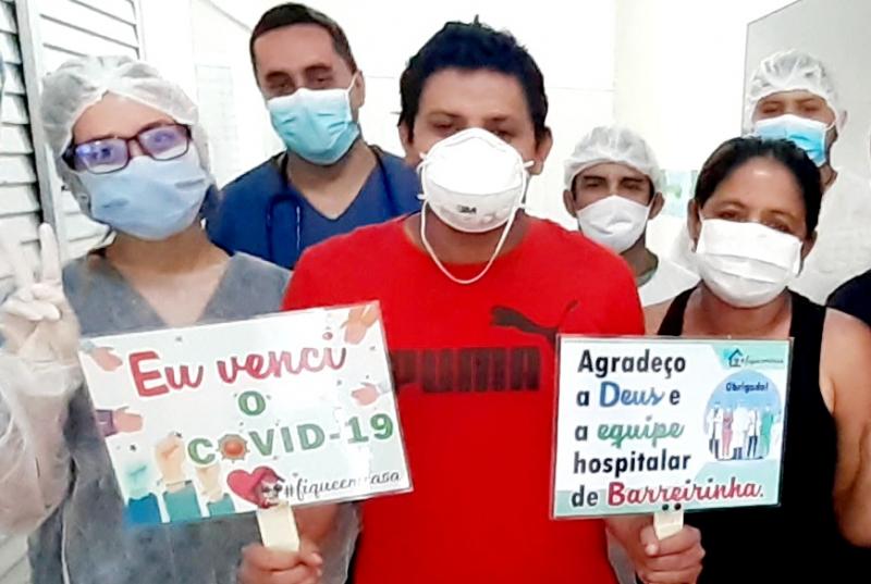 Em Barreirinha, paciente deixa Sala Rosa após 10 dias para tratamento da Covid-19