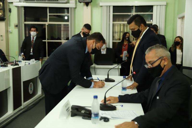 Câmara de Parintins realiza posse de vereadores da 18ª Legislatura