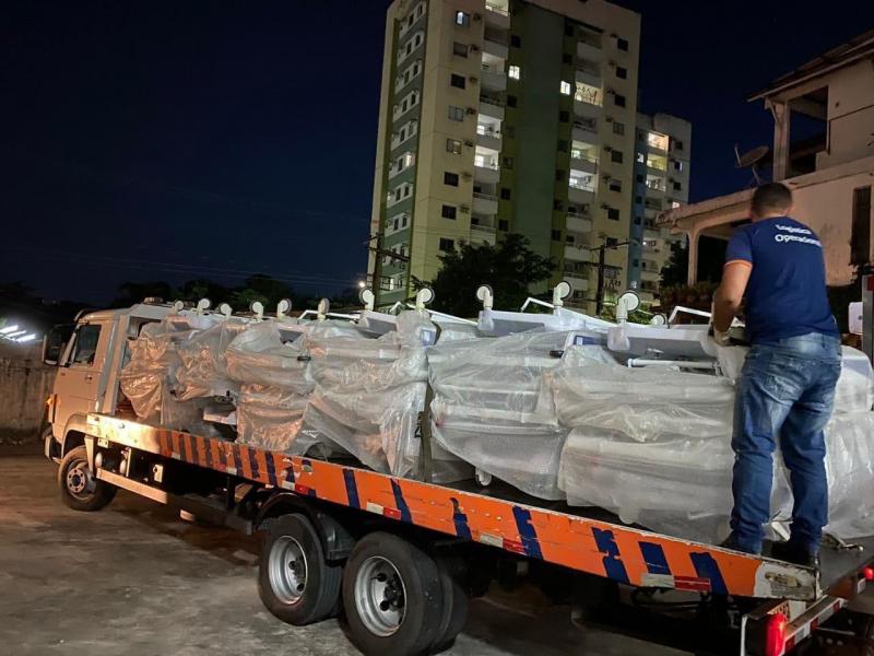 Wilson Lima anuncia abertura de 59 leitos na maternidade Dona Lindu e envio de 78 respiradores pelo Governo Federal