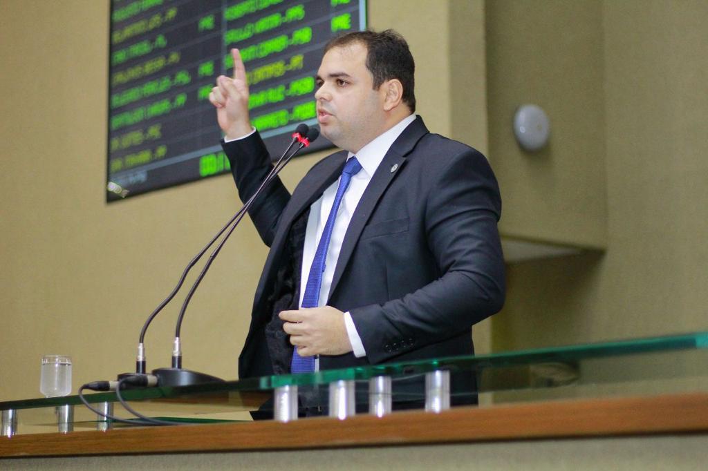 Roberto Cidade alerta para o cumprimento das medidas de prevenção da Covid no AM