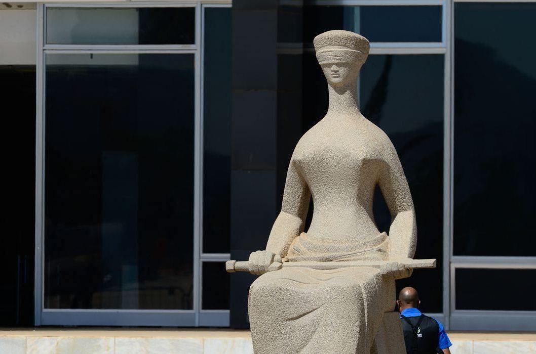 Covid-19: STF concede 5 dias para ministério informar sobre insumos