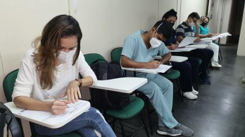 Profissionais de saúde contratados começam a se apresentar nas unidades da SES-AM
