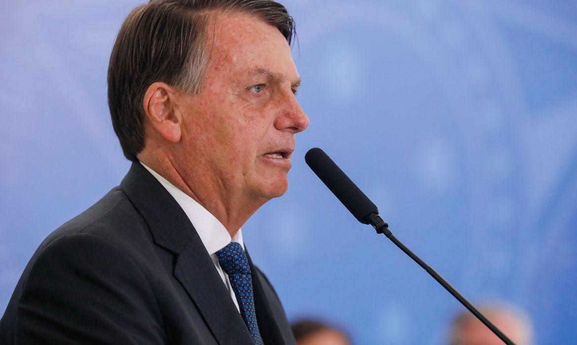 Bolsonaro envia carta à Índia pedindo agilidade no envio de vacina Bolsonaro envia carta à Índia pedindo agilidade no envio de vacina