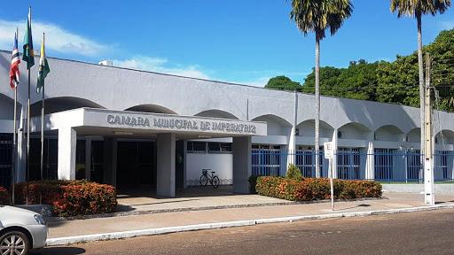 Mais de 57 mil vereadores assumem mandato com desafio de atender as demandas dos municípios