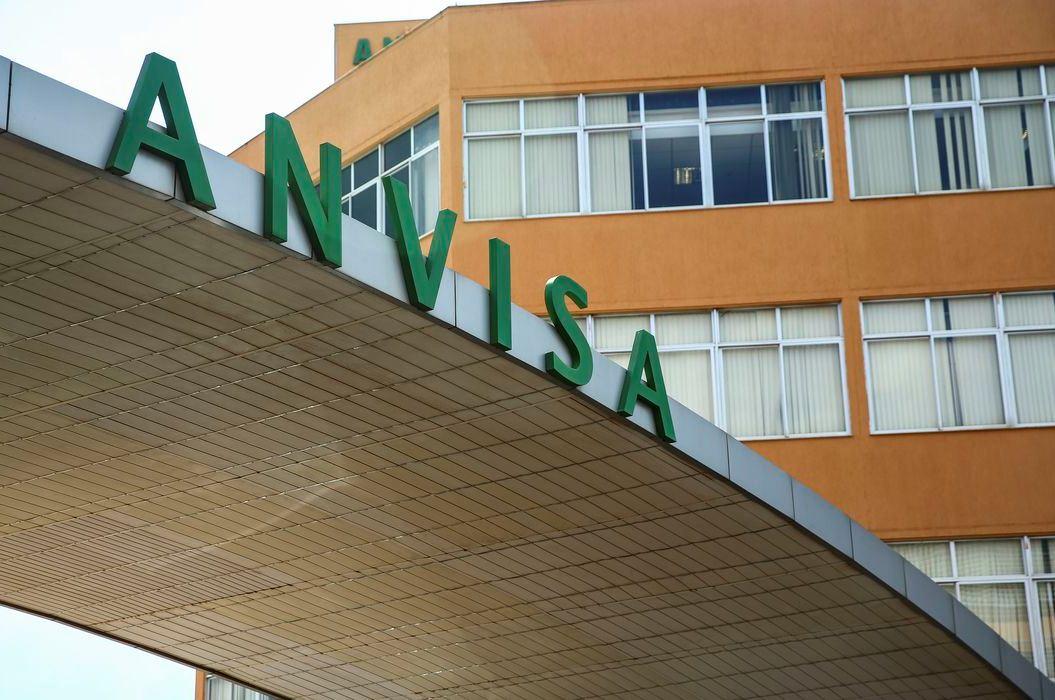 Anvisa se reúne domingo para definir autorização emergencial de vacina Anvisa se reúne domingo para definir autorização emergencial de vacina