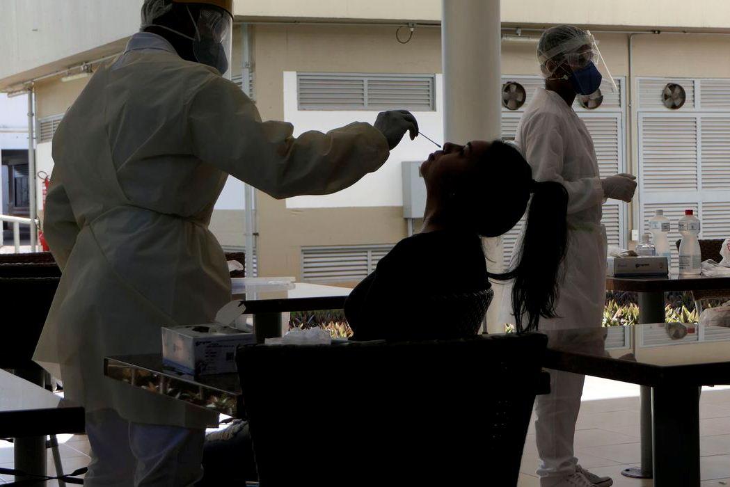 Covid-19: país tem 1,1 mil mortes e 64 mil casos nas últimas 24 horas Covid-19: país tem 1,1 mil mortes e 64 mil casos nas últimas 24 horas
