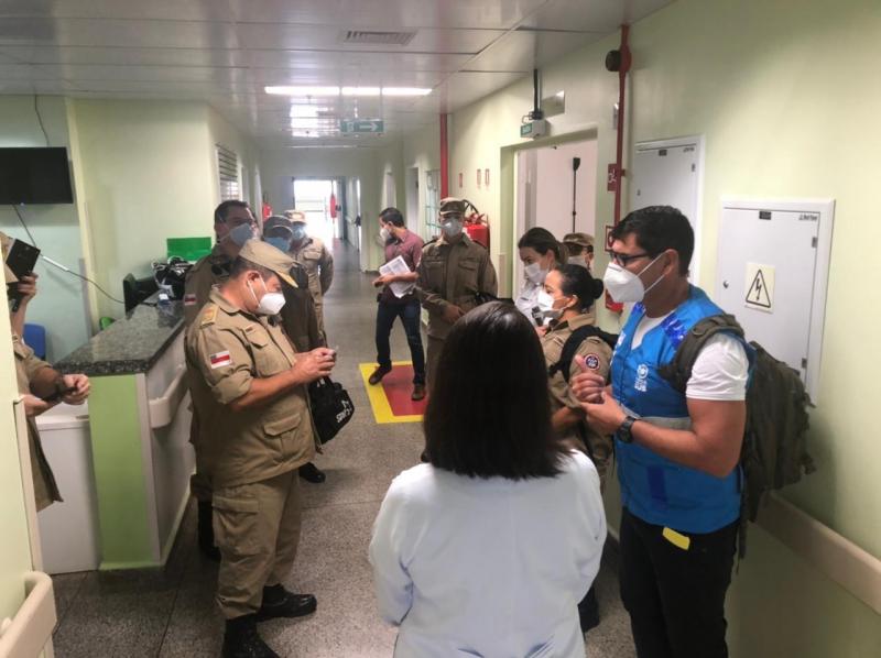 Bombeiros militares reforçam atendimento no Hospital Universitário Getúlio Vargas