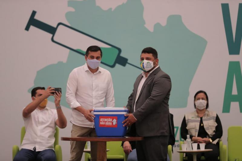 Wilson Lima abre oficialmente a campanha de vacinação contra Covid-19 no Amazonas