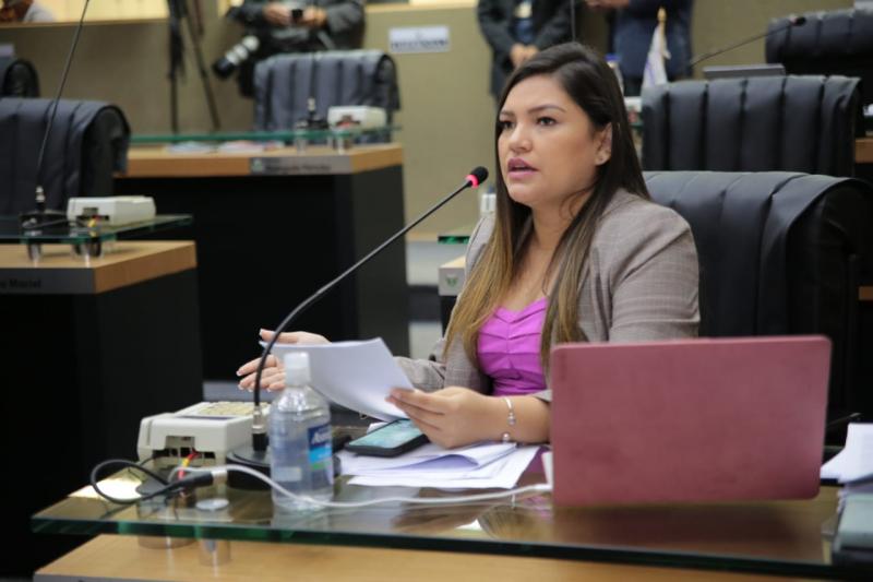 Deputada Joana Darc defende vacinação de pessoas com deficiência como prioridade