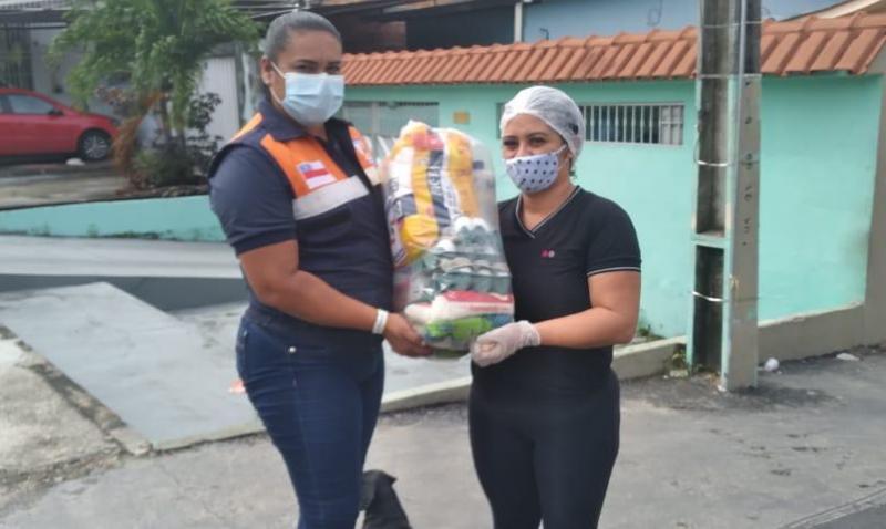 Defesa Civil do Amazonas realiza entrega de doações e reposição de oxigênio