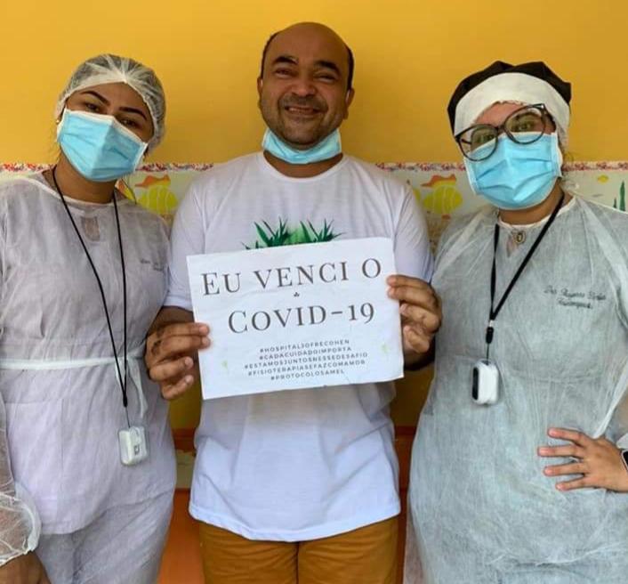 Ninguém vence a Covid só, diz Marcos Moura após alta do hospital