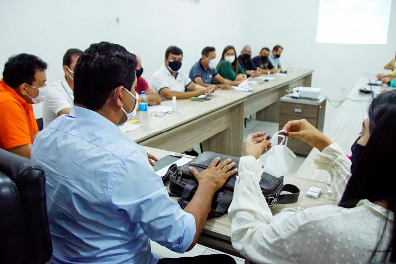 Prefeitura de Parintins inicia planejamento da segunda fase da campanha de vacinação contra a Covid-19