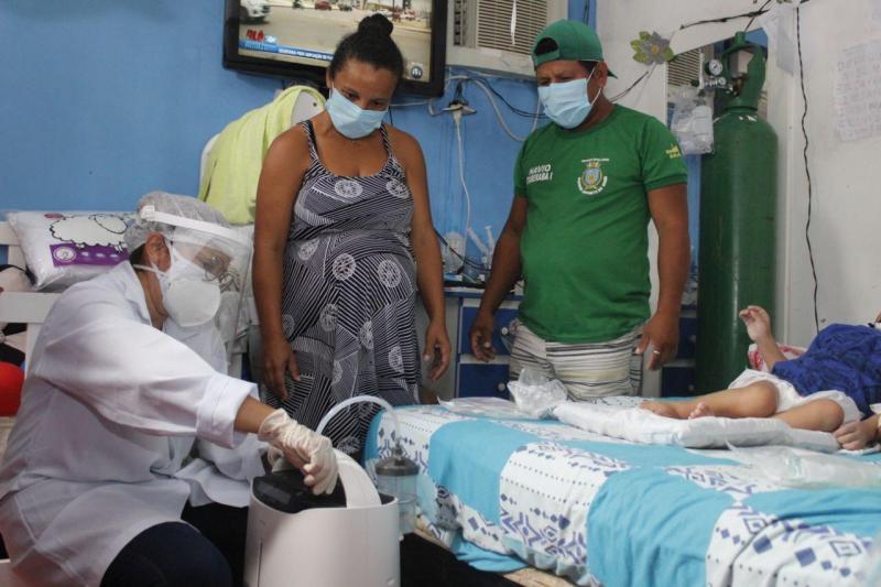 Mais de 20 concentradores de oxigênio são entregues pelo Governo nas casas de pessoas com dificuldades respiratórias