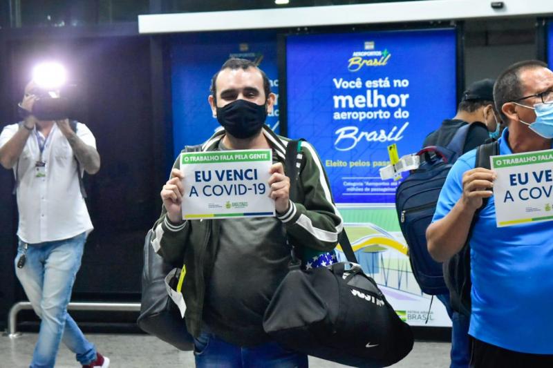 Mais 23 pacientes recuperados da Covid-19, em outros Estados, retornam a Manaus