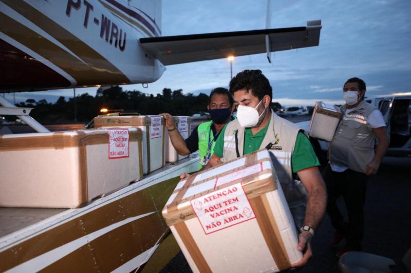 Governo do Estado envia vacinas contra Covid-19 para 15 municípios