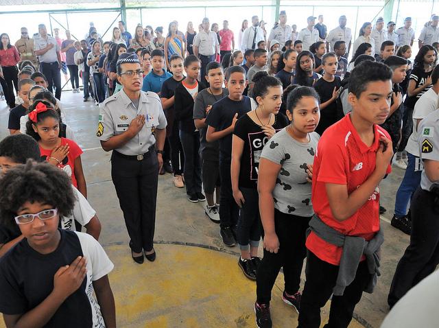 Prefeituras ganham mais tempo para aderirem ao Programa Nacional das Escolas Cívico-Militares (Pecim)